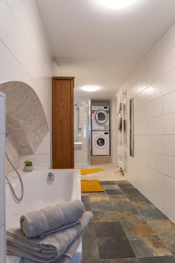 Modern Apartment In The City Center Of Bad Ischl Buitenkant foto